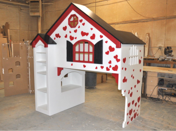 Dollhouse Loft Bed with Hearts