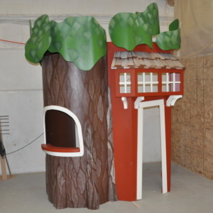 Treehouse Reading Nook Playhouse