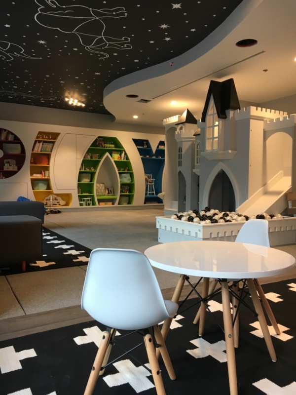 Sky View Parc Playroom with Castle and PLAY Bookcase