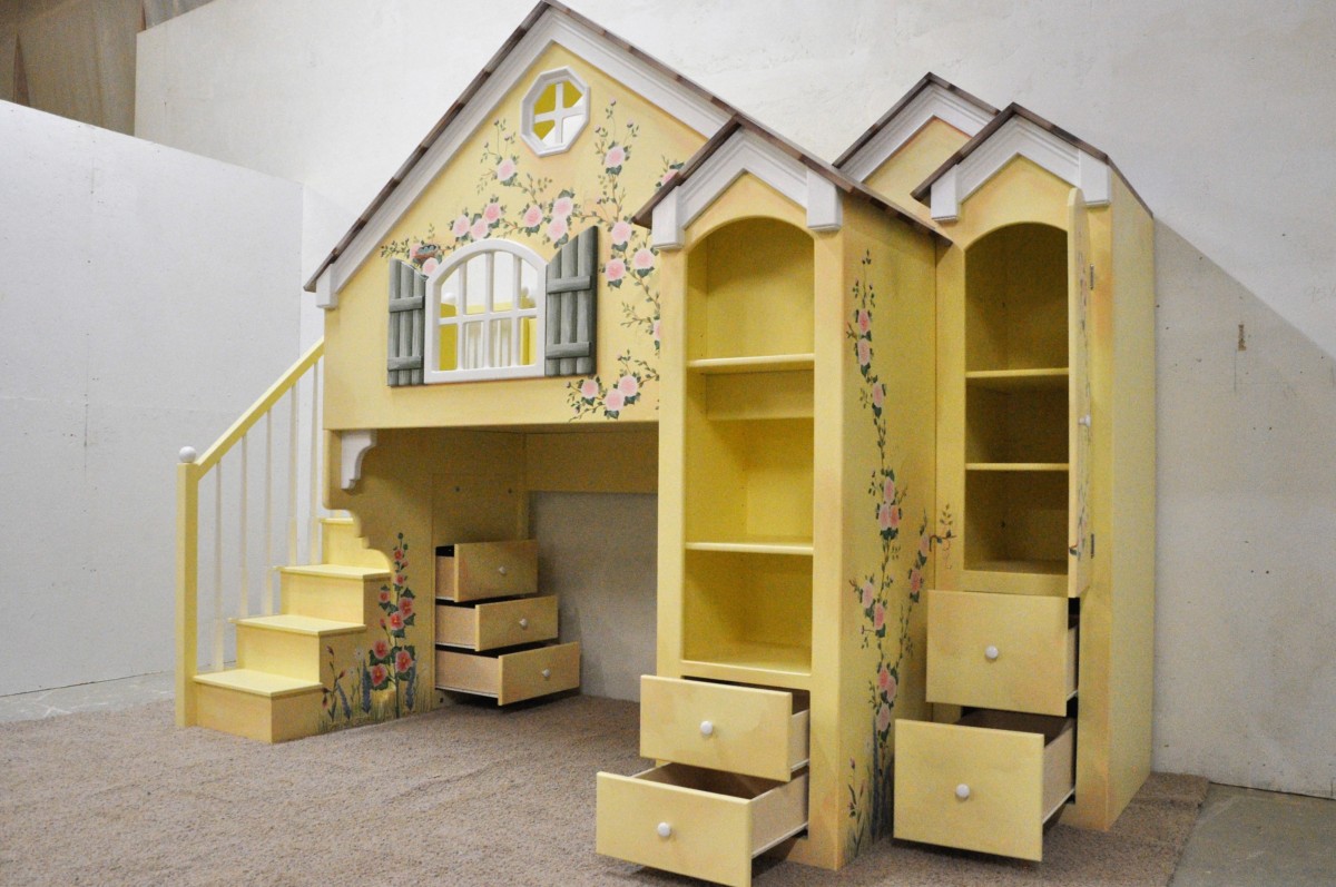 Dollhouse Loft Bed Themed Beds By, Tradewins Dollhouse Bunk Bed