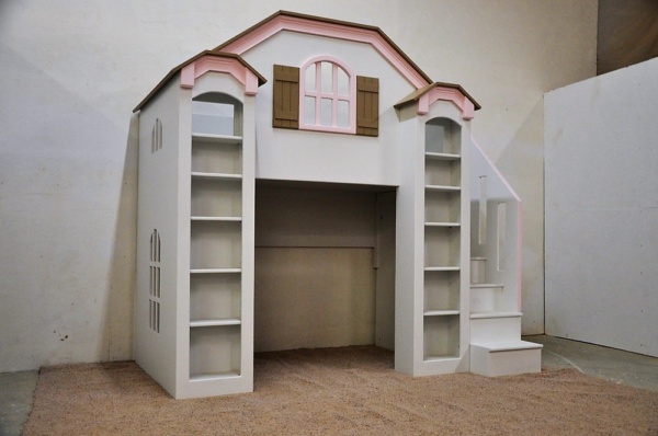 custom kid bed, contemporary girls bed, shelves and stairs, pink trim, brown roof, playhouse and loftbed, kids indoor playhouse